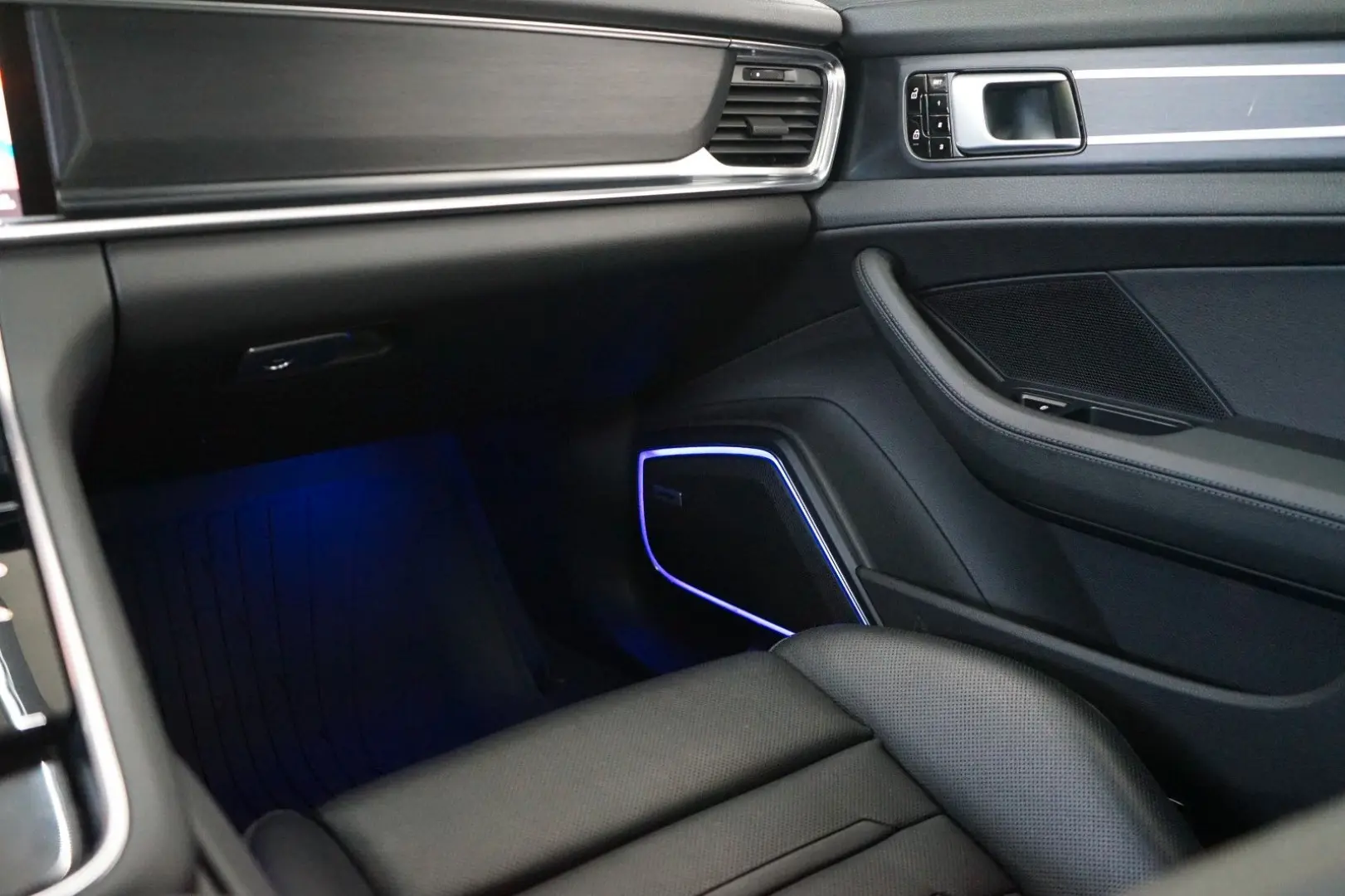 Panamera 4 S E-Hybrid*SportDesign/PANO/HAL/ABGAS