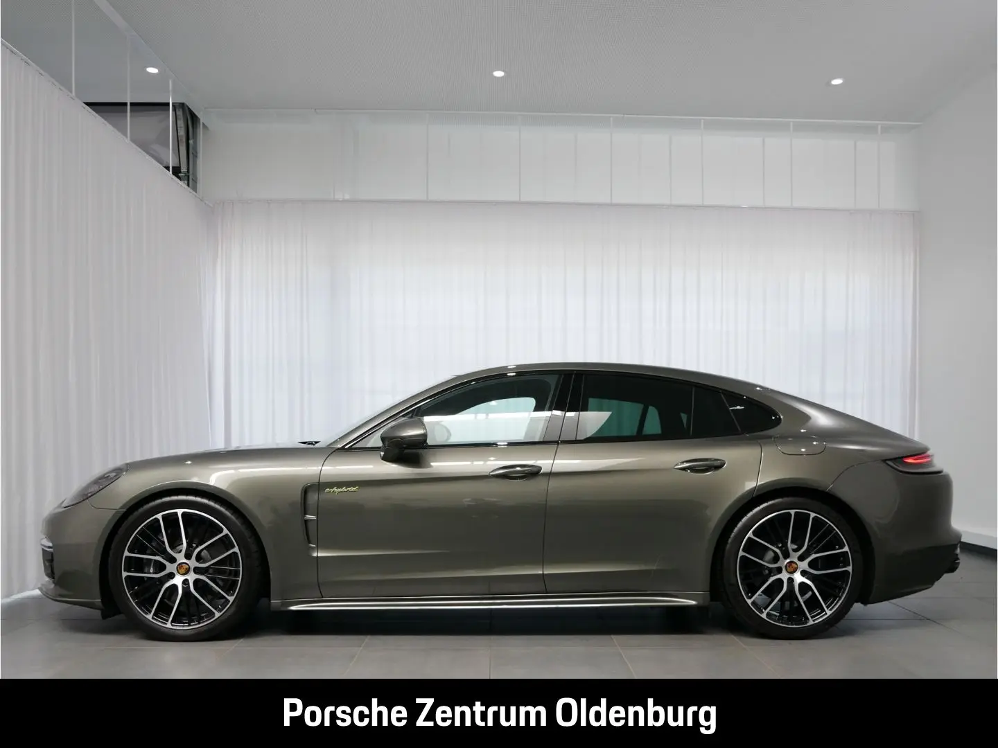 Panamera 4 E-Hybrid Platinum Edition Matrix LED