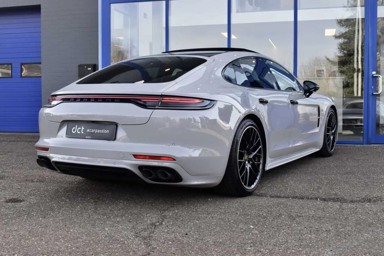 Panamera 4 PHEV Pano Rear Axle 18-way Sport Desi