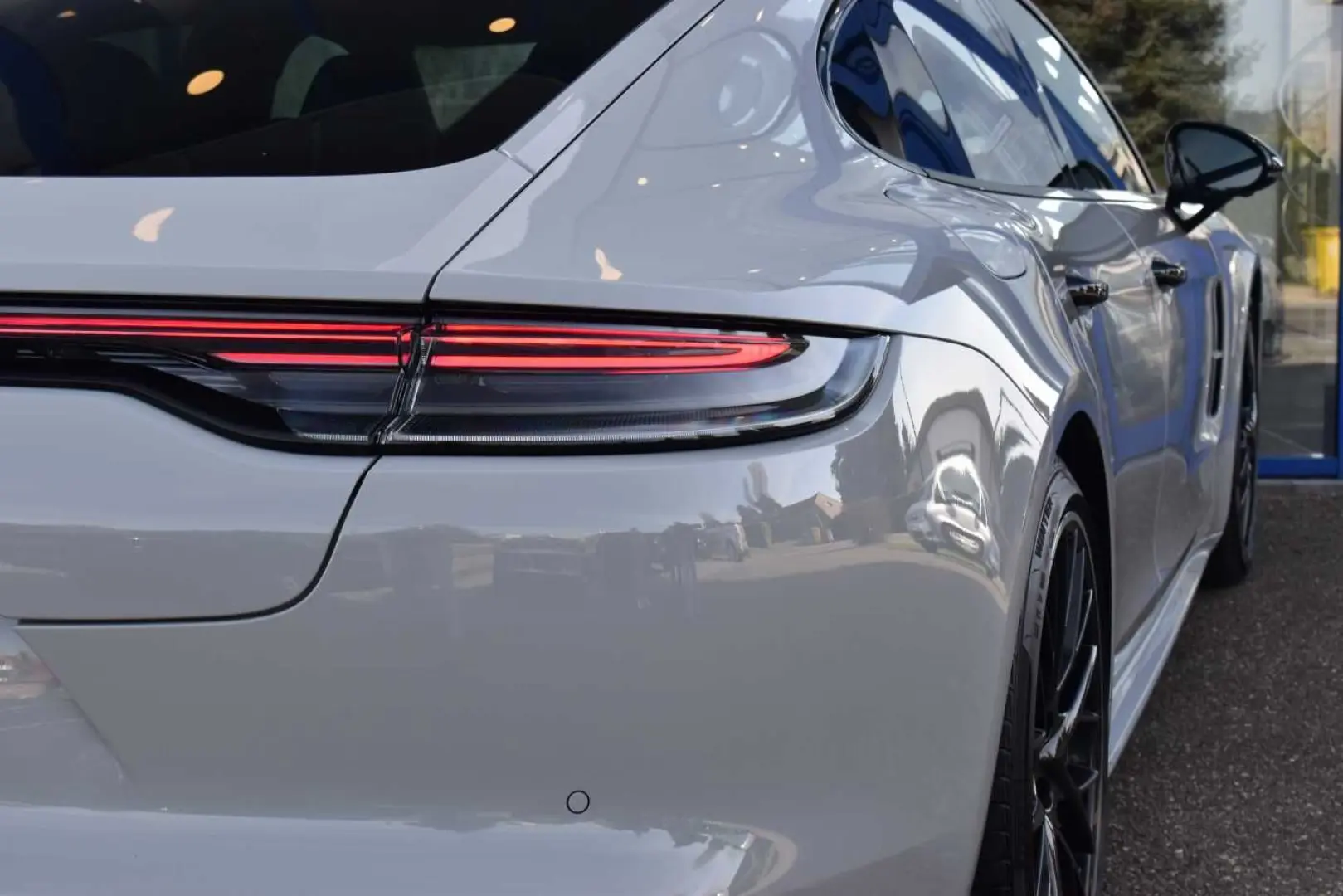 Panamera 4 PHEV Pano Rear Axle 18-way Sport Desi