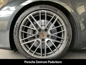 Panamera 4 E-Hybrid Sportabgas InnoDrive Head-Up