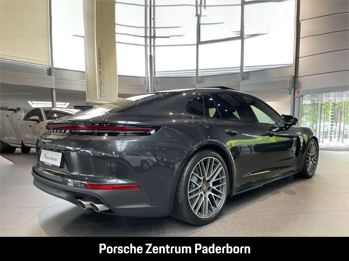Panamera 4 E-Hybrid Sportabgas InnoDrive Head-Up