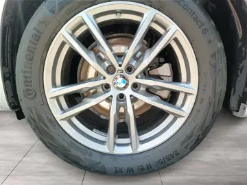 X3 xDrive20d M Sport AHK HUD Hifi LED 19