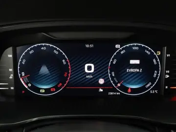 Octavia 2.0TSI DSG RS Navi+Matrix+Winterpaket
