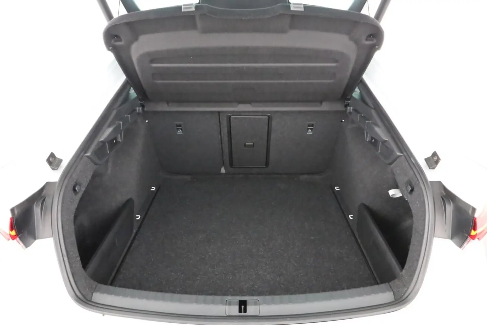 Octavia 2.0TSI DSG RS Navi+Matrix+Winterpaket