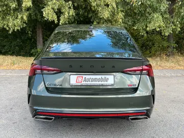 Octavia RS 2.0TSi DSG Leder NAVI KESSY DCC LM19