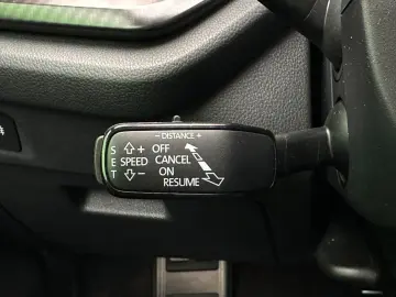 Octavia RS 2.0TSi DSG Leder NAVI KESSY DCC LM19
