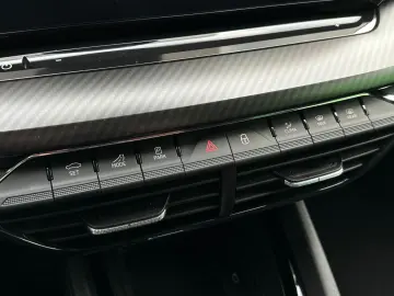 Octavia RS 2.0TSi DSG Leder NAVI KESSY DCC LM19