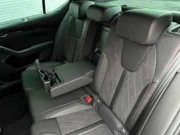 Octavia RS 2.0TSi DSG Leder NAVI KESSY DCC LM19