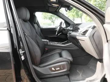 X5 xDrive30d M Sport AHK 21