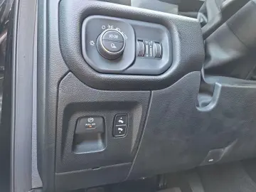 RAM Laramie Sport 3.0 Hurricane,LPG,NAP SPortaus