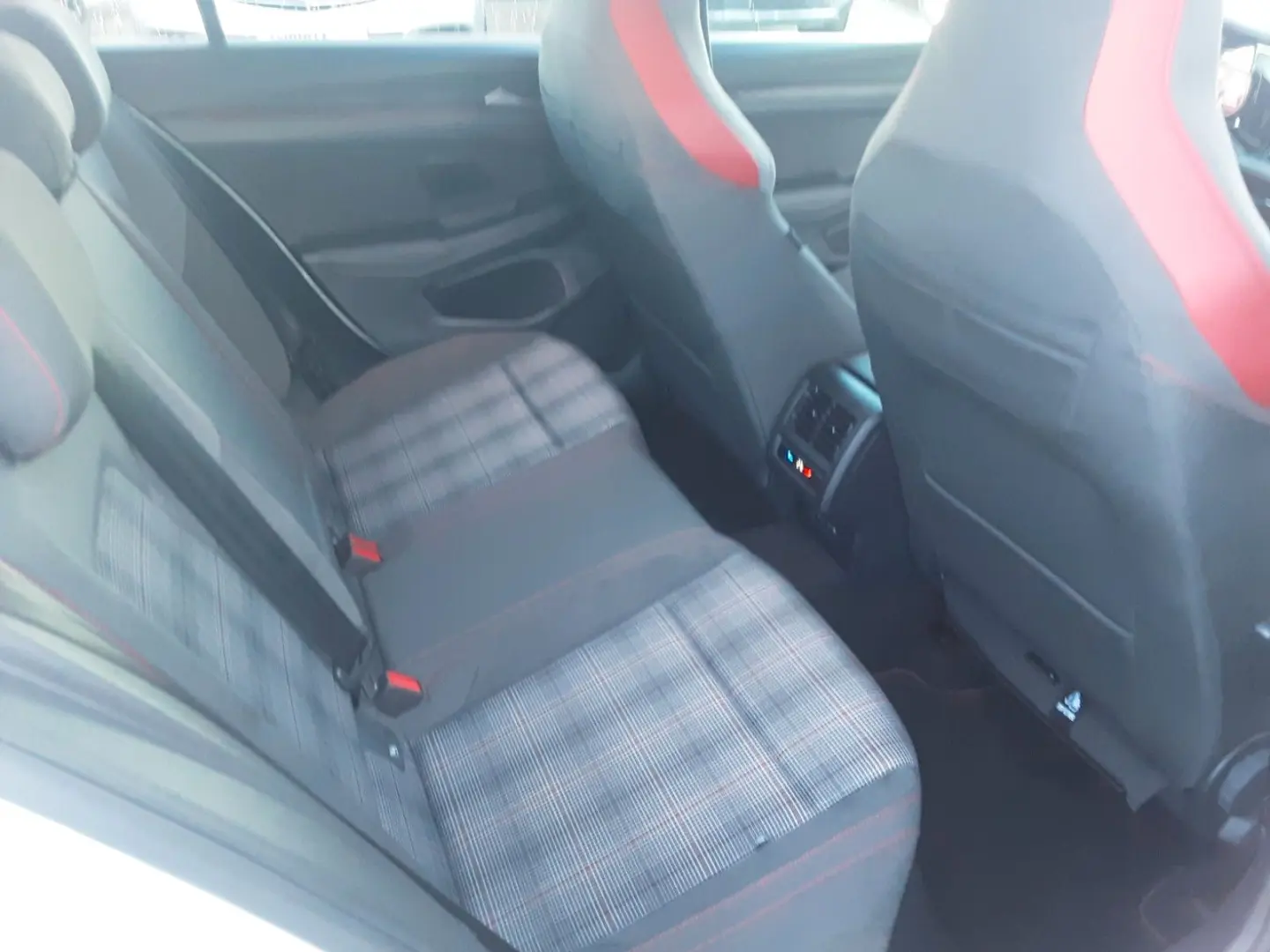 Golf 2.0 GTI OPF DSG PanoDach Kame Navi SH LED