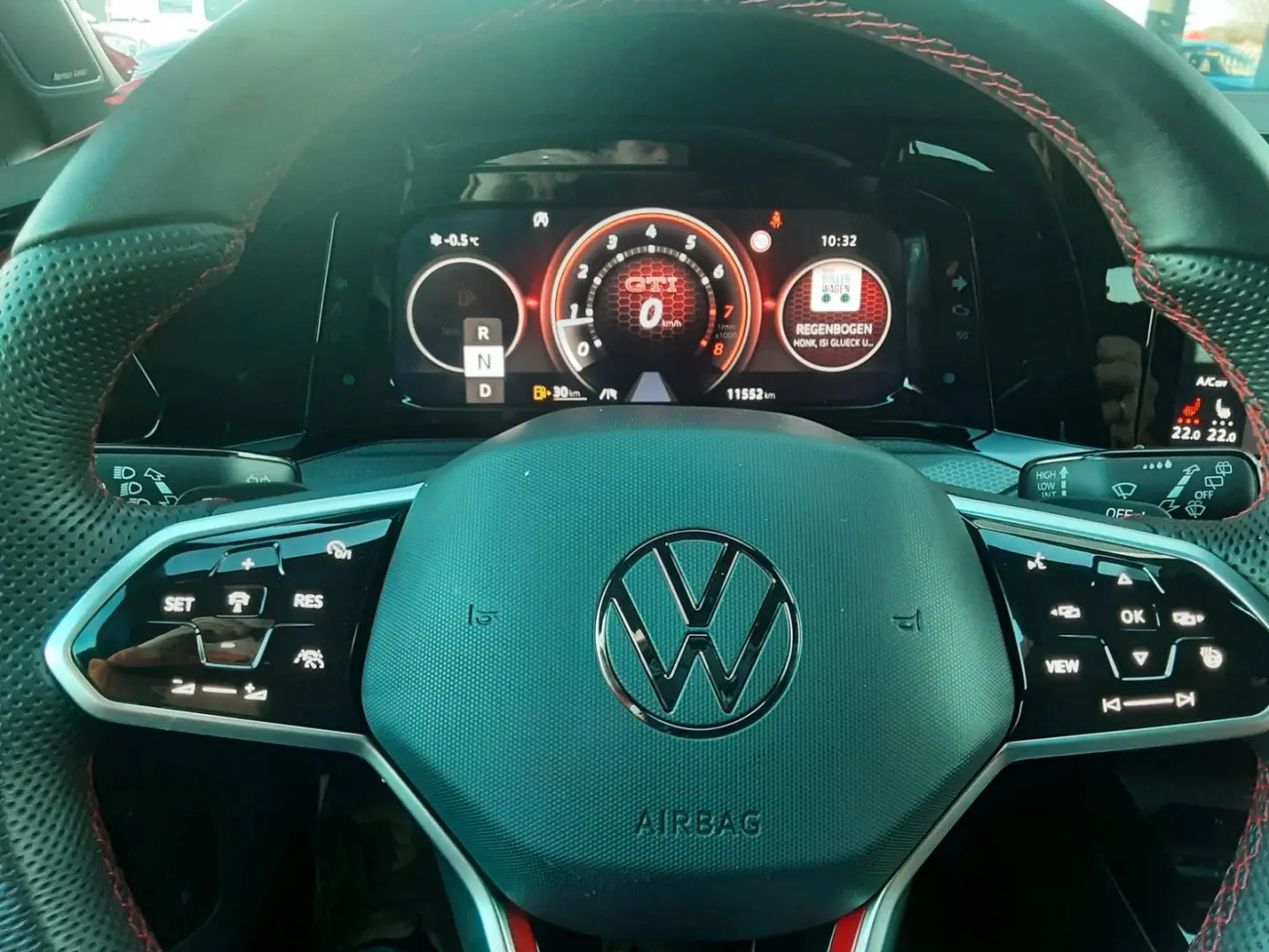 Golf 2.0 GTI OPF DSG PanoDach Kame Navi SH LED