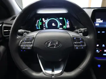 HYUNDAI IONIQ Plug-in-Hybrid 1.6 GDI Style Limousine