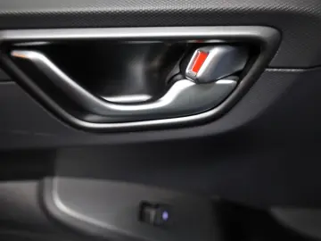 HYUNDAI IONIQ Plug-in-Hybrid 1.6 GDI Style Limousine