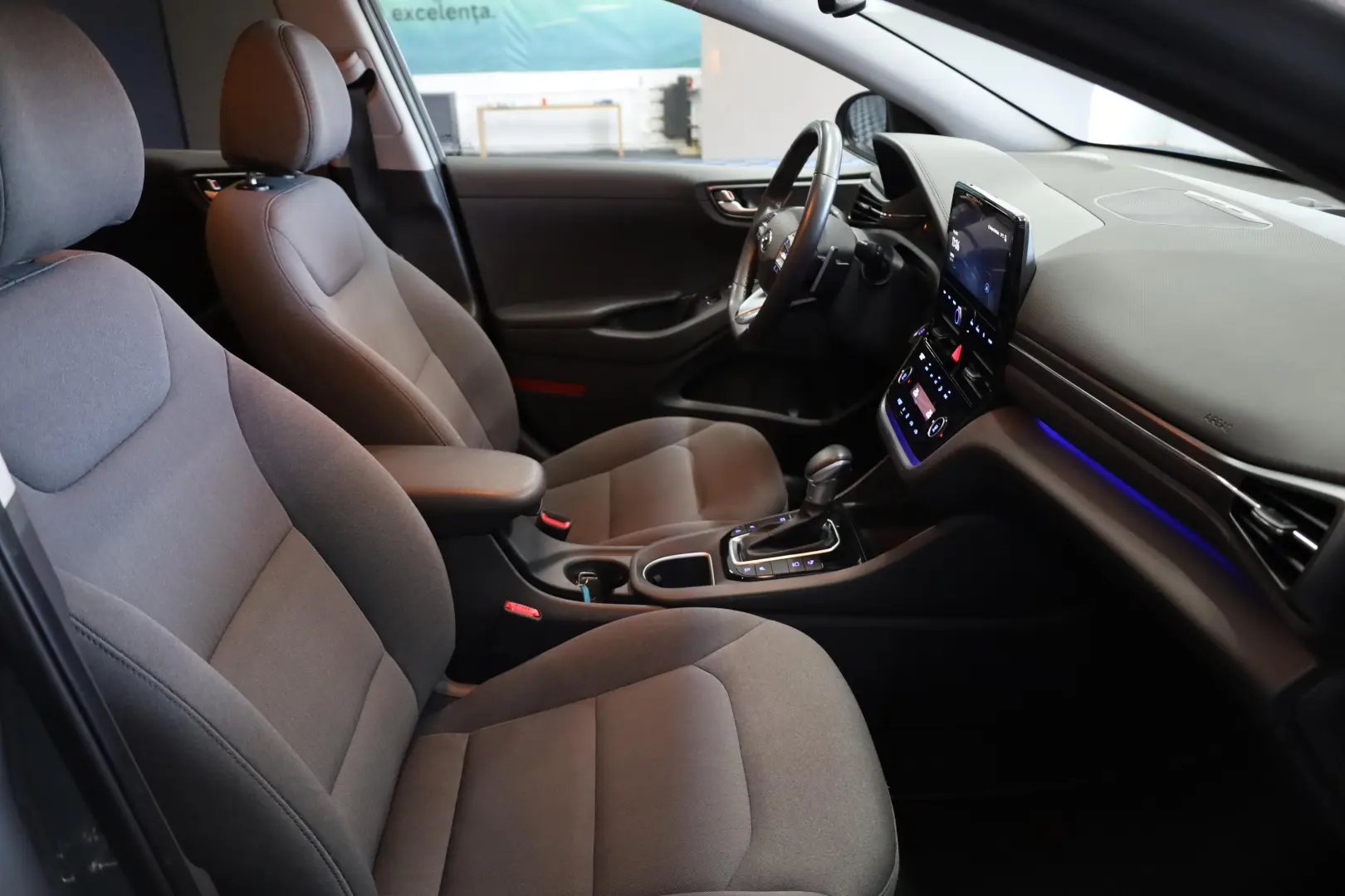 HYUNDAI IONIQ Plug-in-Hybrid 1.6 GDI Style Limousine
