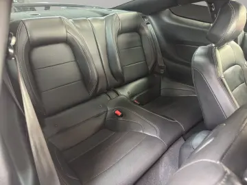 Mustang SHELBY-OPTIK/LEDER/NAVI/KAMERA/TÜV NEU