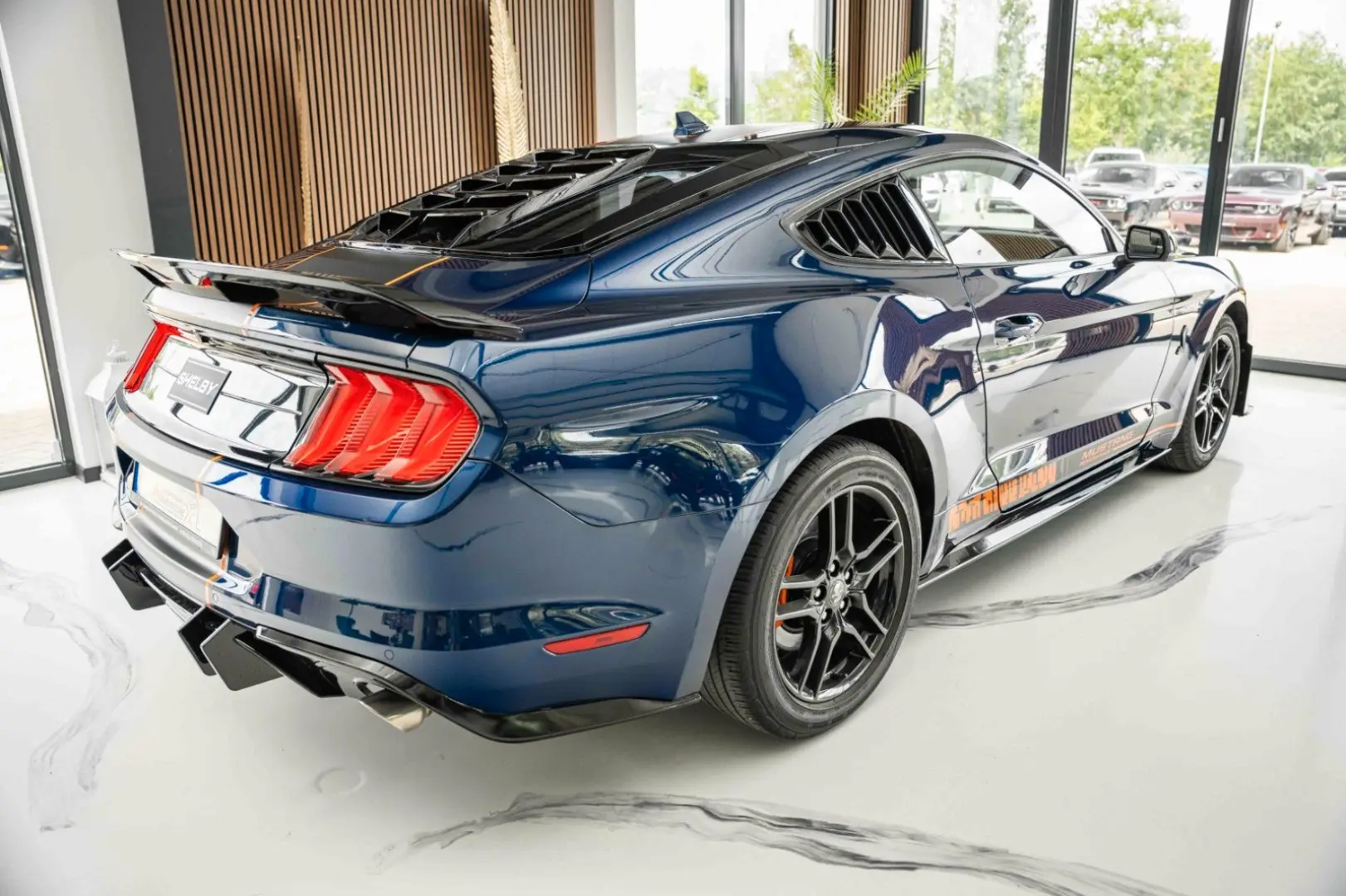 Mustang 2,3 MACH1 LED/ALCANTARA/ALU/KAMERA