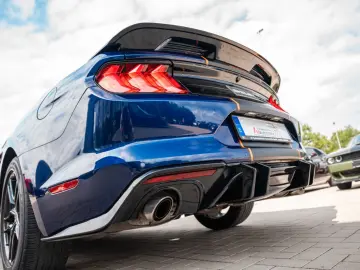 Mustang 2,3 MACH1 LED/ALCANTARA/ALU/KAMERA