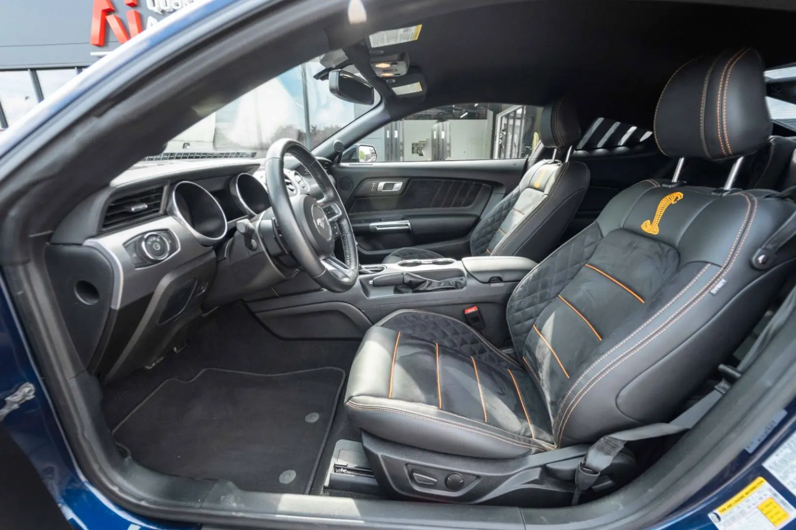 Mustang 2,3 MACH1 LED/ALCANTARA/ALU/KAMERA