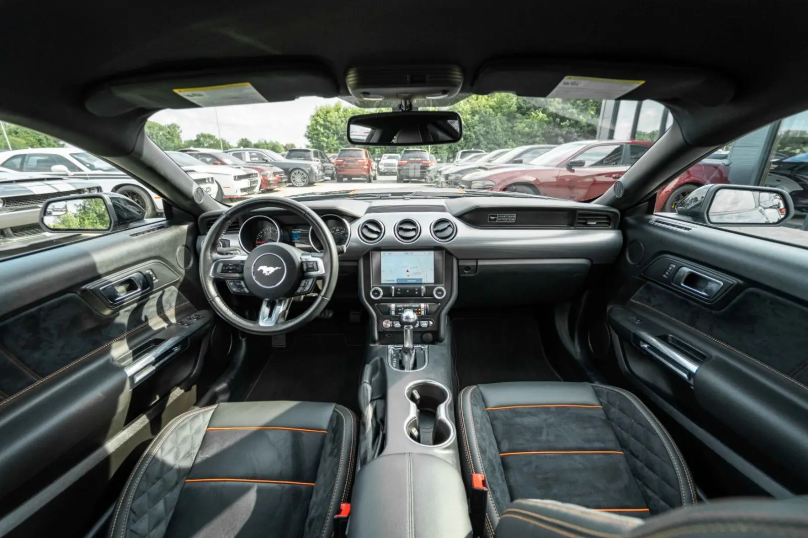 Mustang 2,3 MACH1 LED/ALCANTARA/ALU/KAMERA