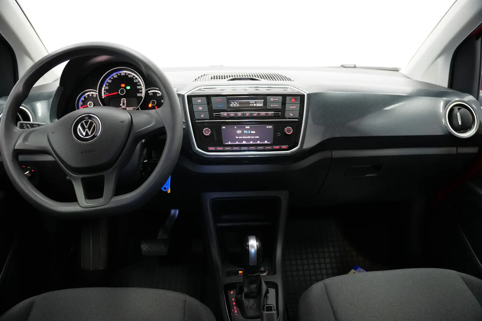 VOLKSWAGEN E-UP