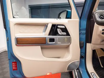 MERCEDES-BENZ G400d MANUFAKTUR