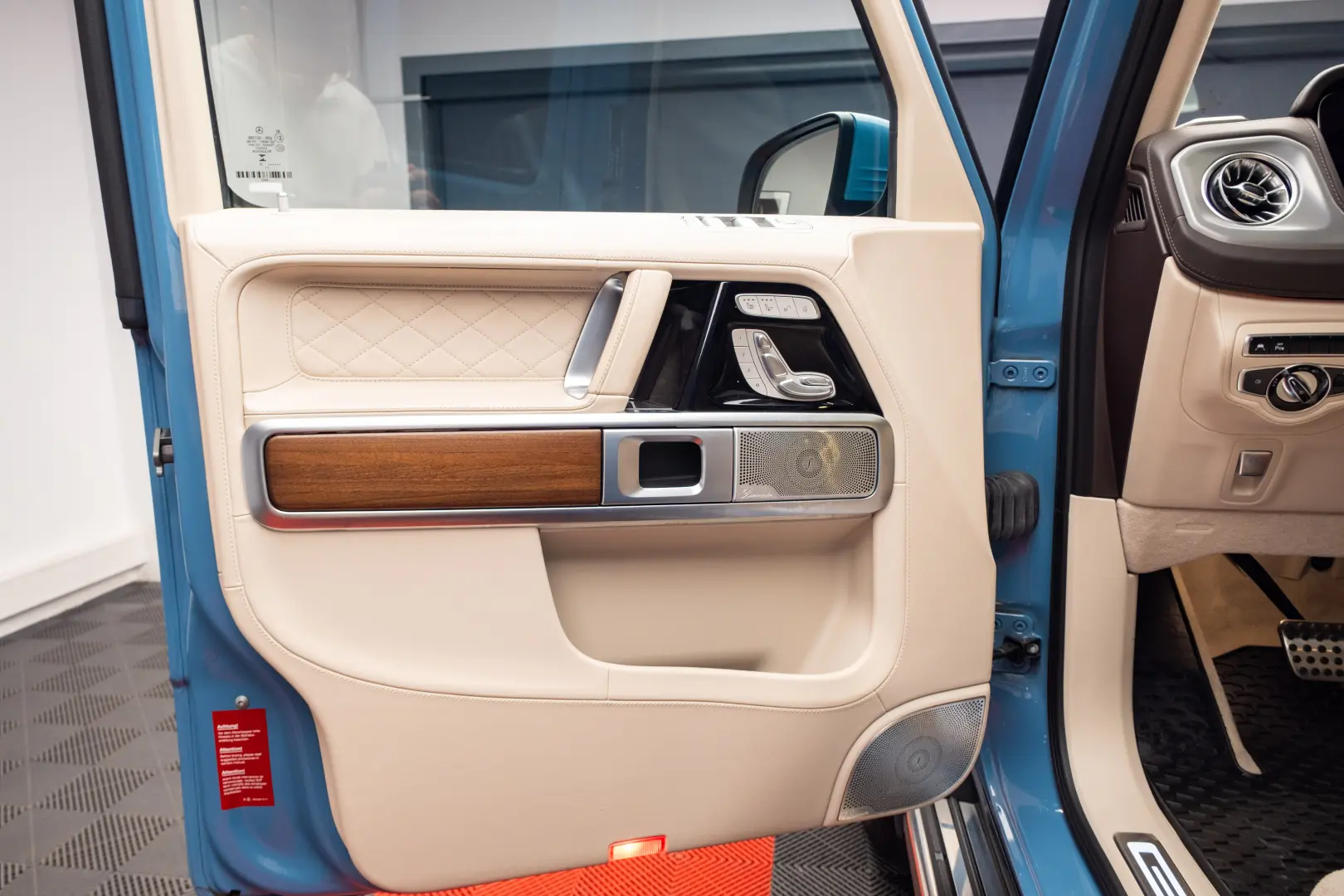 MERCEDES-BENZ G400d MANUFAKTUR