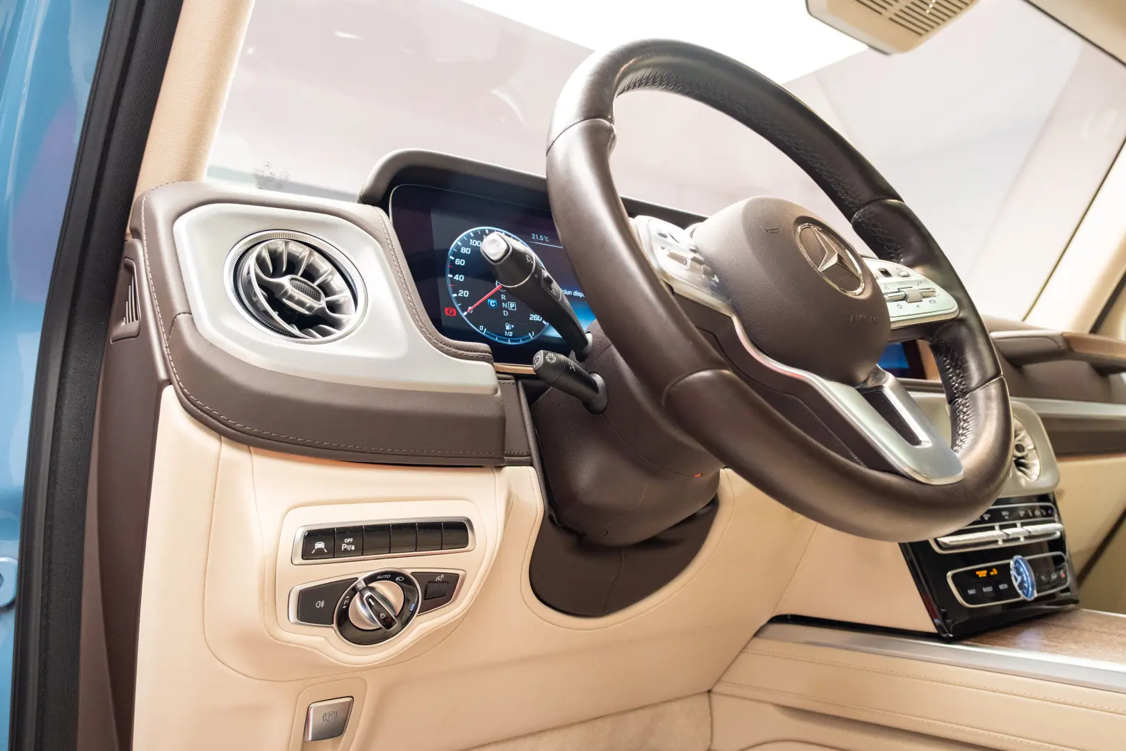 MERCEDES-BENZ G400d MANUFAKTUR