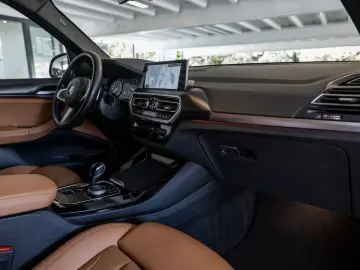 X3 xDrive 20d M-Sport FACEL. PANO LED W-LAN NAVI