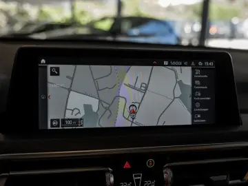 X3 xDrive 20d M-Sport FACEL. PANO LED W-LAN NAVI