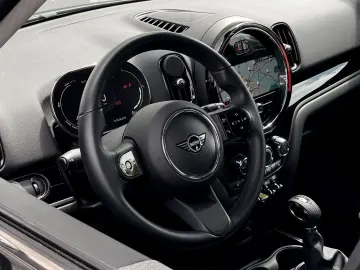Cooper SE ALL4 Countryman AppleCarPlay Stoff/Led