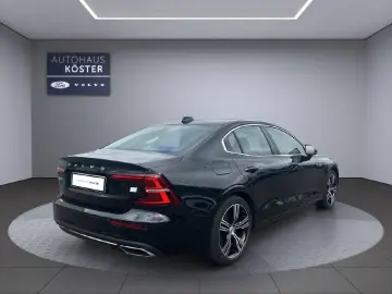 S60 T8 TwinEngine AWD Inscription PHEV *VOLL*