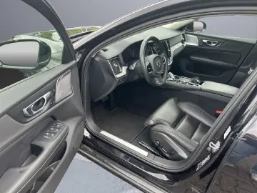 S60 T8 TwinEngine AWD Inscription PHEV *VOLL*