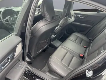 S60 T8 TwinEngine AWD Inscription PHEV *VOLL*