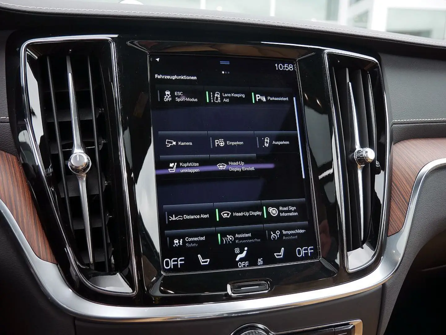 S60 T8 TwinEngine AWD Inscription Plug-In E6d