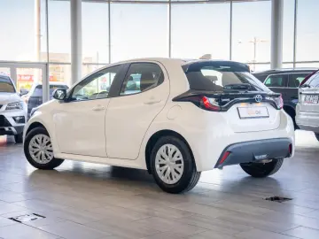 Toyota Yaris 1.5 Hybrid e-CVT
