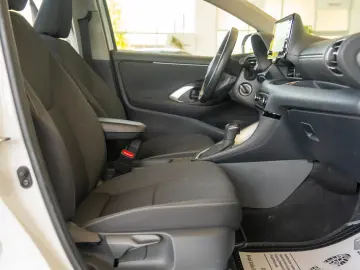 Toyota Yaris 1.5 Hybrid e-CVT