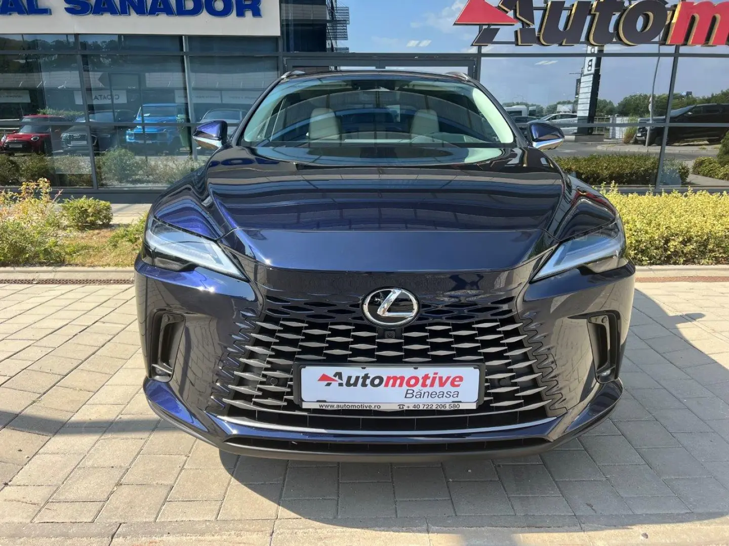 LEXUS RX450h + PLUG-IN-HYBRID LUXURY