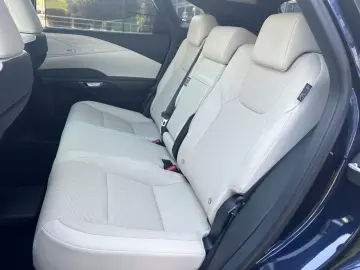 LEXUS RX450h + PLUG-IN-HYBRID LUXURY