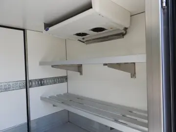 TRANSIT KÜHLKOFFER 0*C STROMVERSORGUNG 230V  A/C
