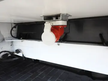 TRANSIT KÜHLKOFFER 0*C STROMVERSORGUNG 230V  A/C