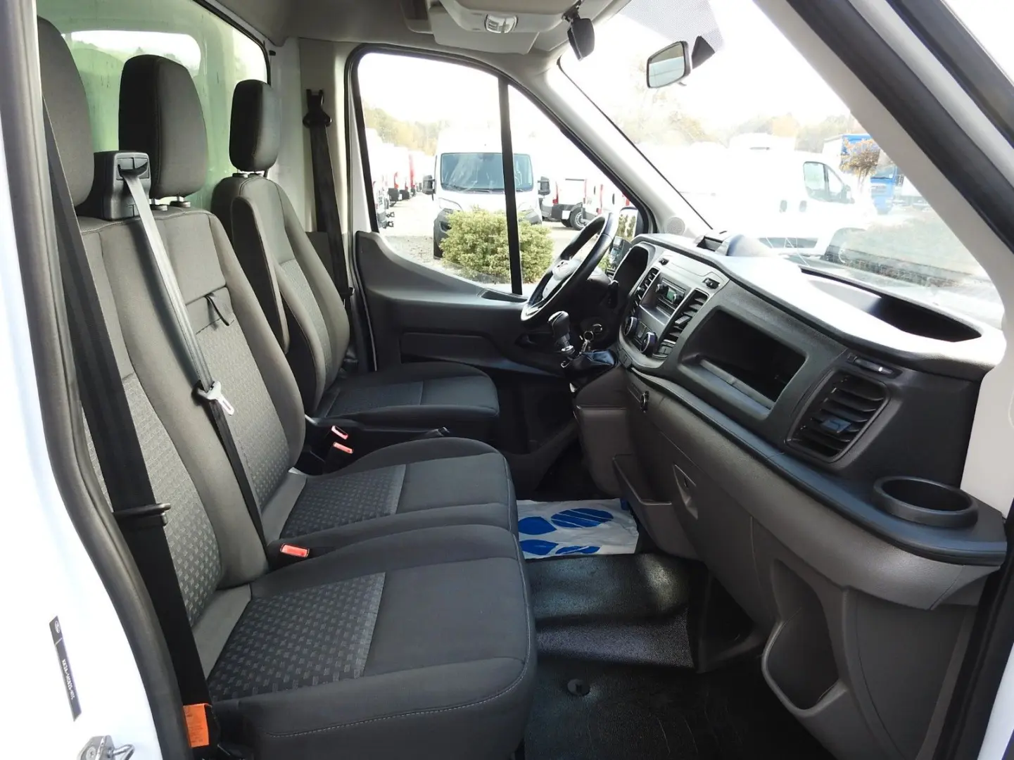 TRANSIT KÜHLKOFFER -10*C STROMVERSORGUNG 230V