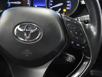 2020 Toyota C-HR Hybrid Style Garantie