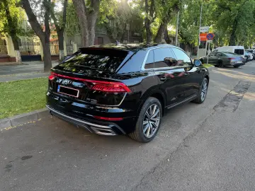 Audi Q8 55 TFSI Quattro S Line Mild Hybrid – 2021