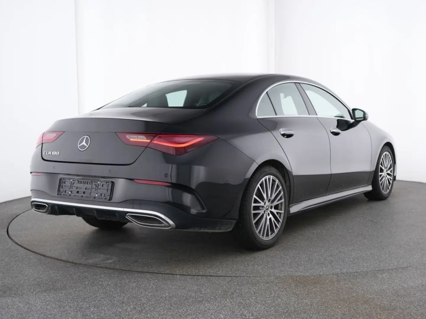 CLA 180 AMG+KEYLESS+LED+NAV+KAMERA+18