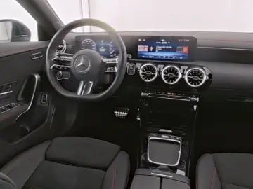 CLA 180 AMG+KEYLESS+LED+NAV+KAMERA+18