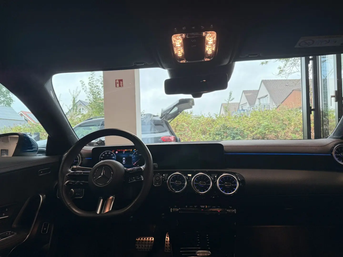 CLA 180 Coupé AMG ADVANCED+ 19