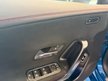 CLA 180 Coupé AMG ADVANCED+ 19
