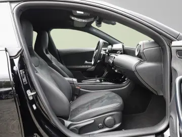CLA 180 AMG Night Rückfahrkamera Ambiente LED